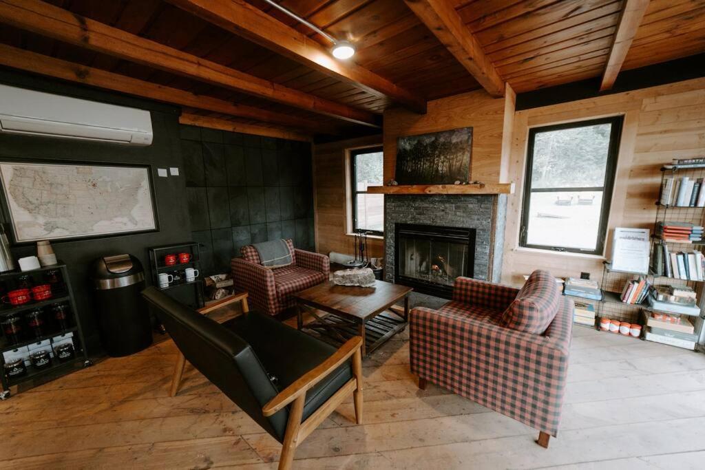 North Shore Camping Company Beaver Bay Exterior photo